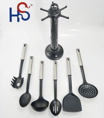 Conjunto de herramientas de cocina de nylon moderno para utensilios de cocina en productos domésticos