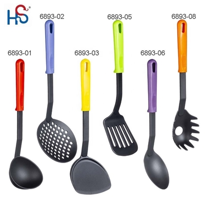 Utiliarios de cocina de nylon sostenibles para utensilios de cocina caseros no adhesivos en cualquier color
