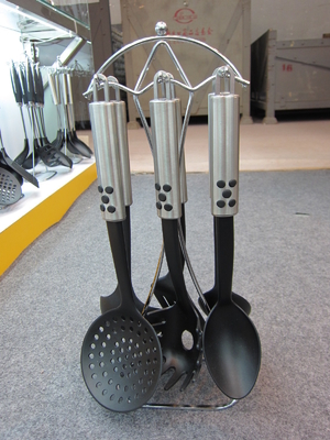 Conjuntos de utensilios Productos chinos Accesorios de cocina de acero inoxidable ODM o OEM Aceptado