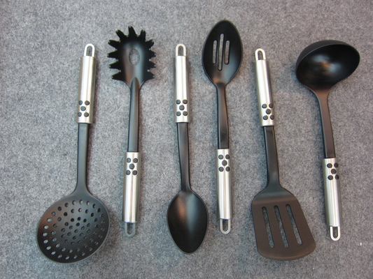 Conjuntos de utensilios Productos chinos Accesorios de cocina de acero inoxidable ODM o OEM Aceptado