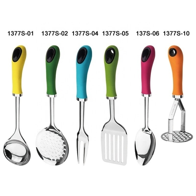 Accesorios de cocina sostenibles 2024 Materiales TPR Conjunto de utensilios con acero inoxidable