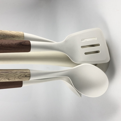 2pcs Conjunto de giradores / cuchara de sopa utensilios de cocina herramientas de nylon resistentes al calor para cocinar