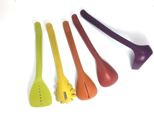 Conjunto de utensilios de cocina de nylon certificados ISO9001 para herramientas de cocina de mesa de la cocina superior