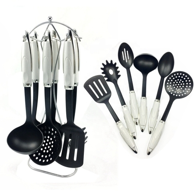 Herramientas de cocina antiadherentes Resistentes al calor hasta 210 ° C Dispositivos únicos para accesorios para el hogar