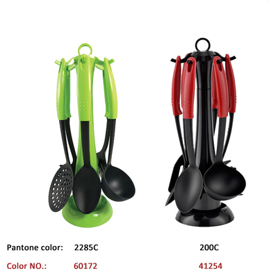 Conjunto de utensilios de cocina de nylon resistente a altas temperaturas para productos domésticos