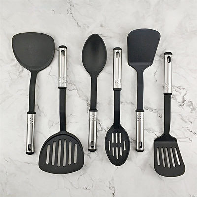Conjunto de utensilios de cocina de acero inoxidable con mango resistente al calor hasta 210 ° C