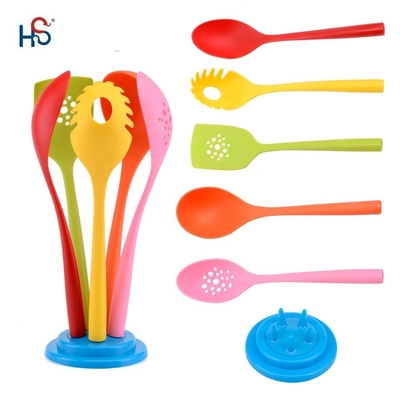 Descubre los mejores accesorios de cerámica para cualquier cocina de colores personalizables