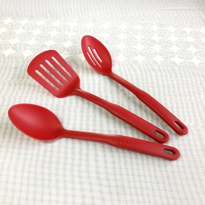 Modernos mangos de nylon utensilios de cuchara para servir sopa salsa minestra y pasta diseño negro