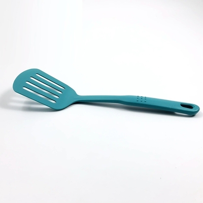 Modernos mangos de nylon utensilios de cuchara para servir sopa salsa minestra y pasta diseño negro