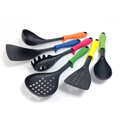 Haisheng 7pcs Set de utensilios de cocina incluidos los conjuntos de utensilios de cocina de nylon para artículos de cocina