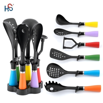 utensilios de cocina antiadherentes con manijas coloridas de nylon66 y logotipo de impresión de seda