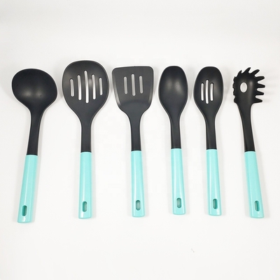 utensilios de cocina de plástico de 7 piezas con mango colorido ABS y material de efecto de madera