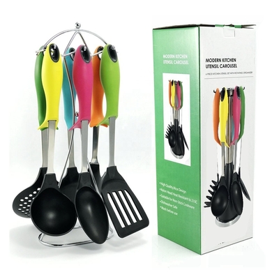 Dispositivos de cocina de soporte giratorio sostenible utensilios de cocina de nylon conjunto con rendimiento